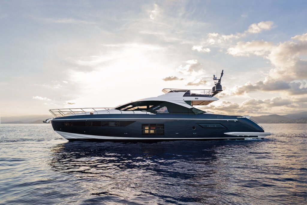 Azimut S7 motor yacht — yacht brokerage across the GCC, Maldives & South of France